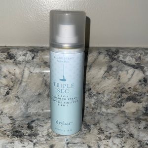 Dry bar finishing spray